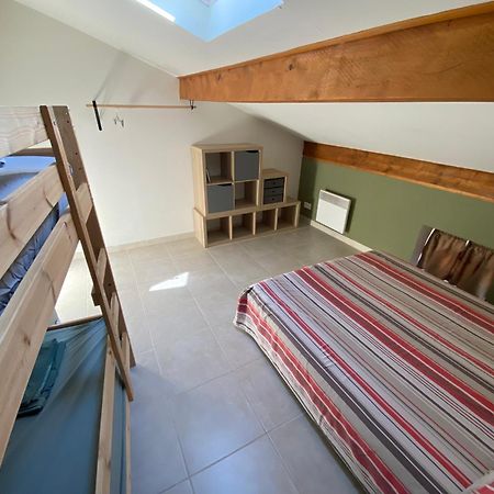 Appartement Climatise Au Pied Du Mont Ventoux Malemort-du-Comtat Exterior photo